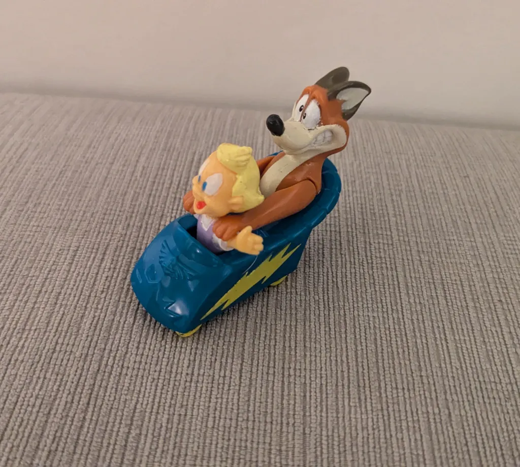 Tiny Toon Adventures  Buster Bunny & Elmyra Duff Toy photo 1