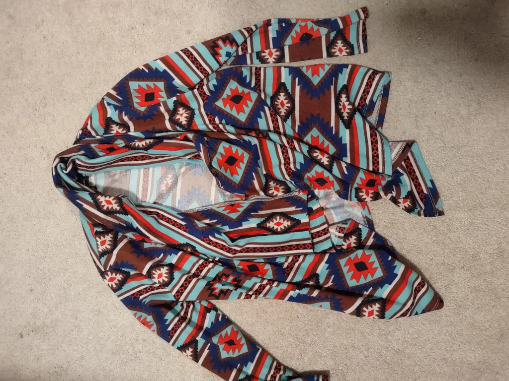 Women's cardigan -medium/large photo 1