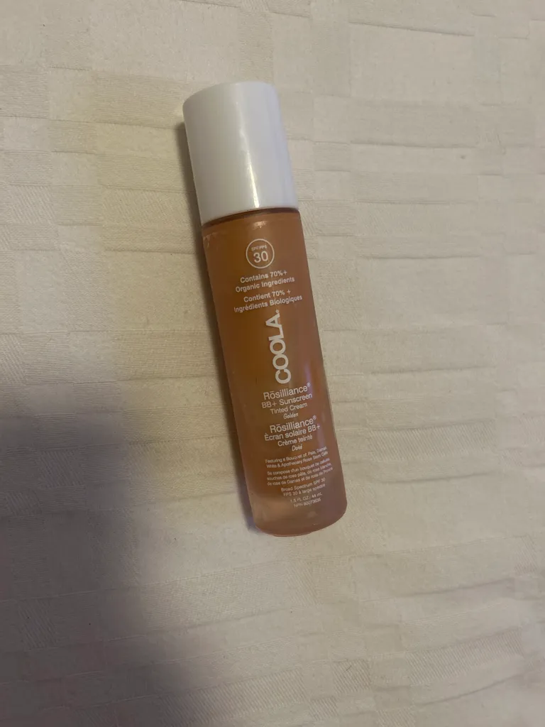 Bronzing moisturizer with SPF  photo 1