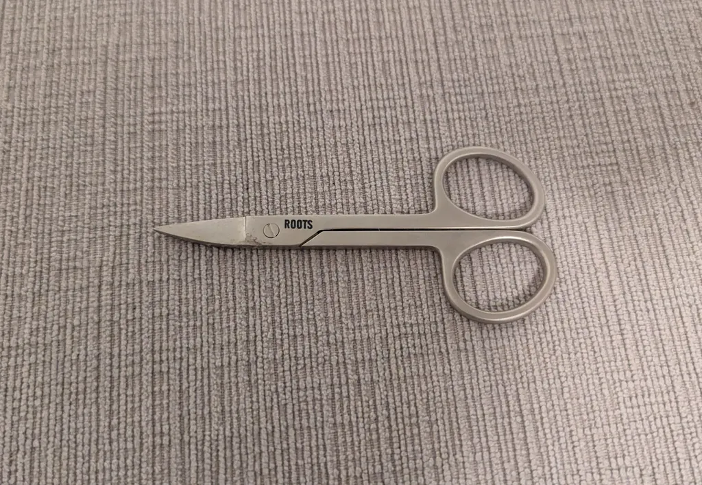 Roots Nail Clippers photo 1