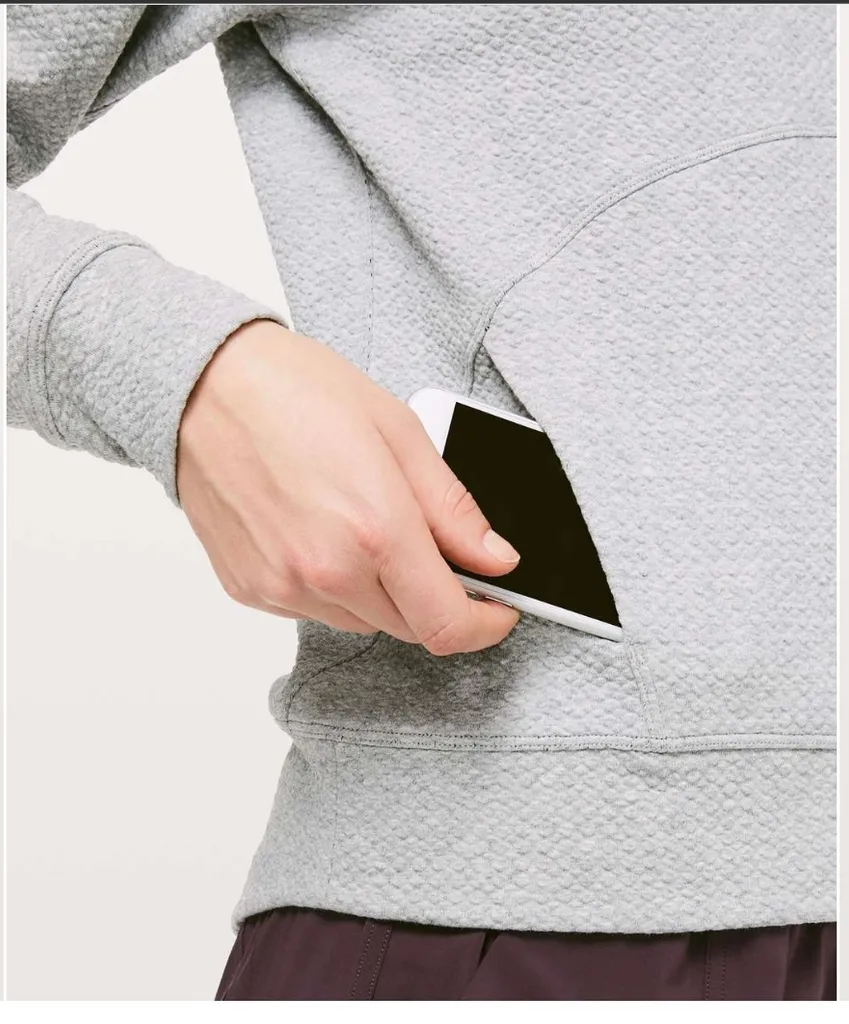 Lululemon sweater photo 1