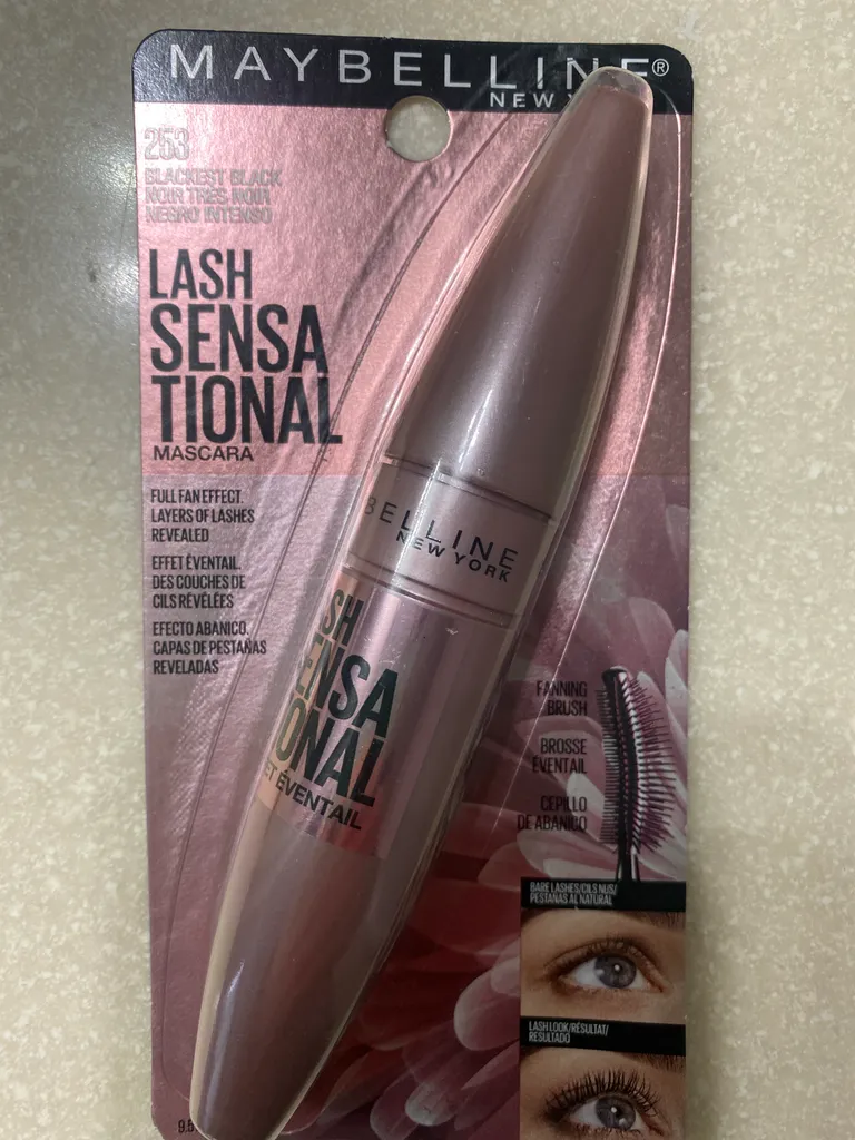 New MAYBELLINE Mascara  photo 1