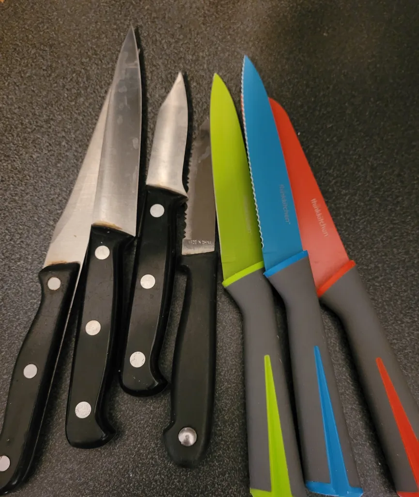 A set of 7 knives  photo 1