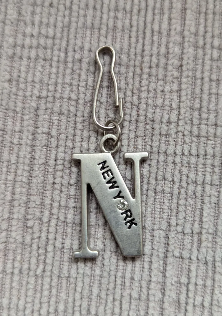 New York Letter N Keychain photo 1