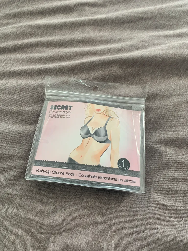 Secret collection push up pads photo 1