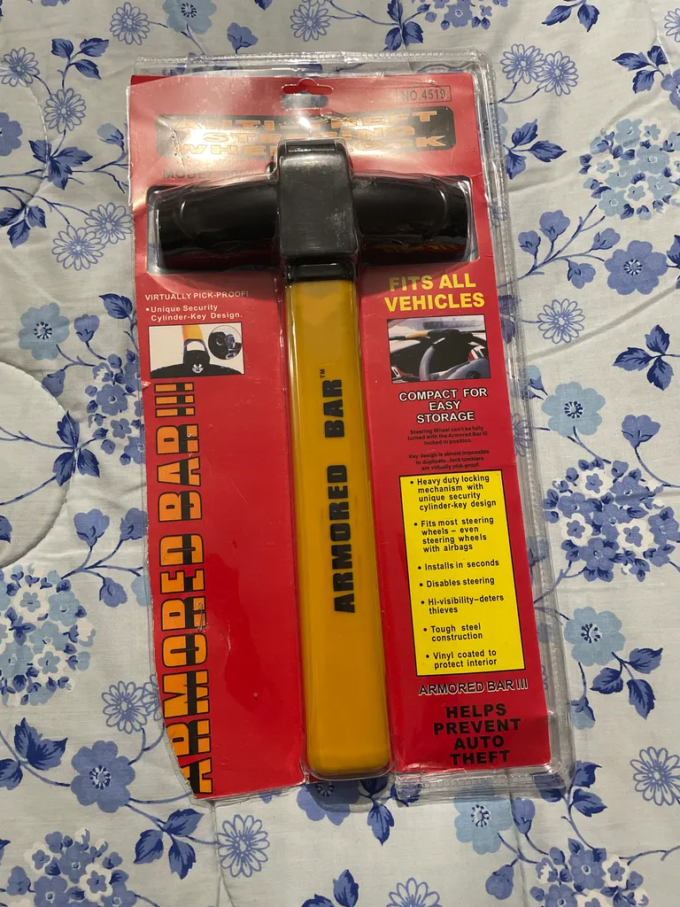 Anti-theft car lock photo 1