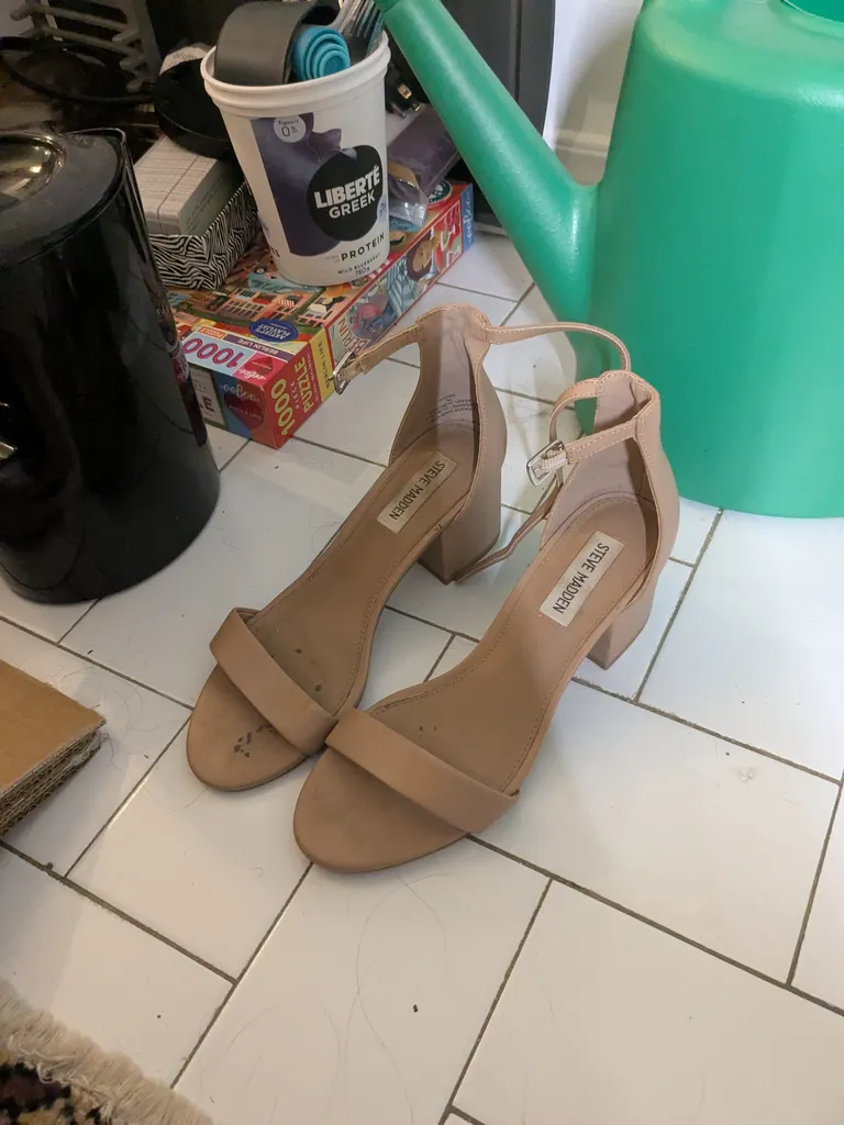 nude heels size 7 photo 1