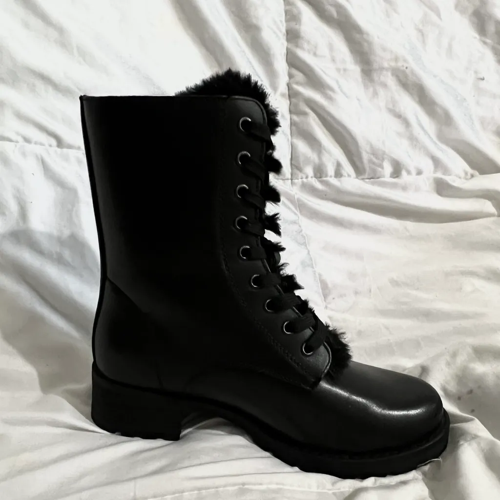 SoftMoc Daphnie Boots photo 1