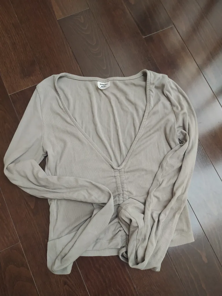 Sunday best aritzia top photo 1