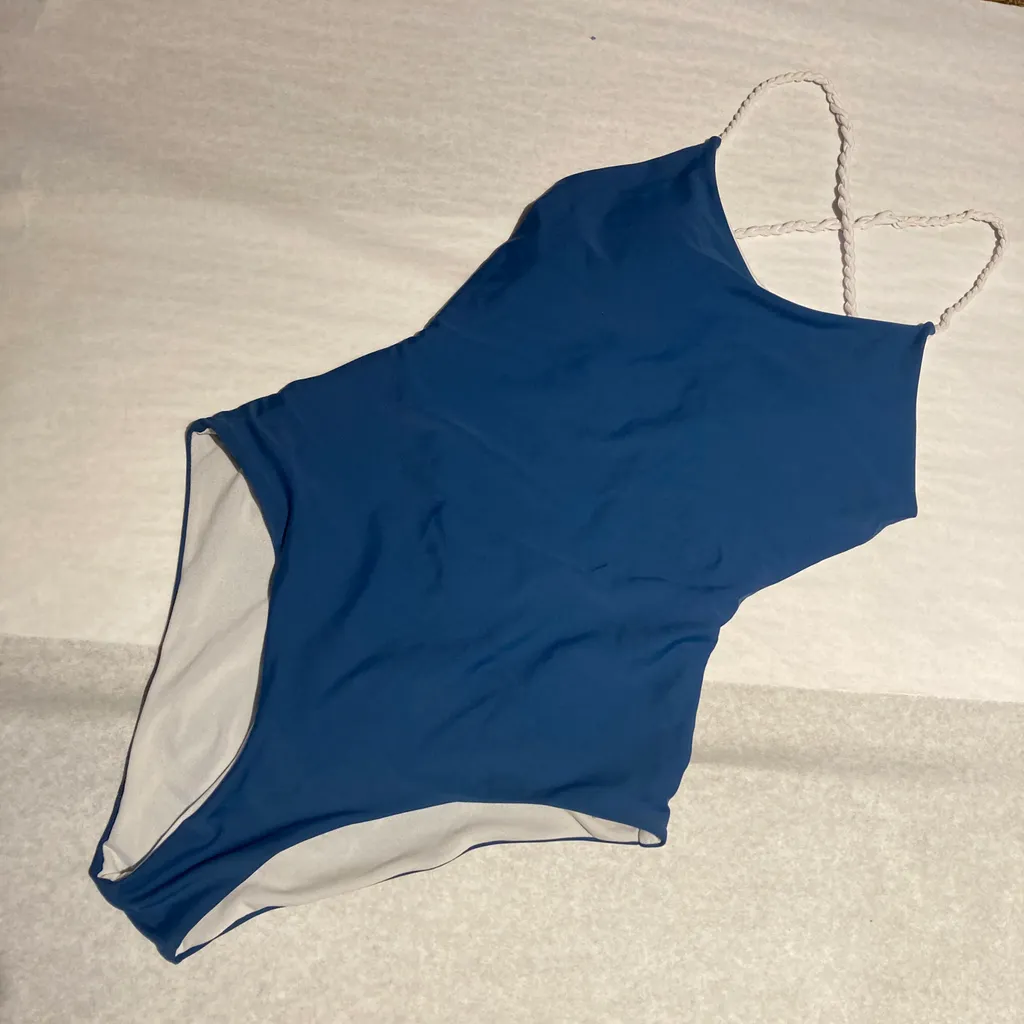 Unbranded new bathing suits size medium photo 1