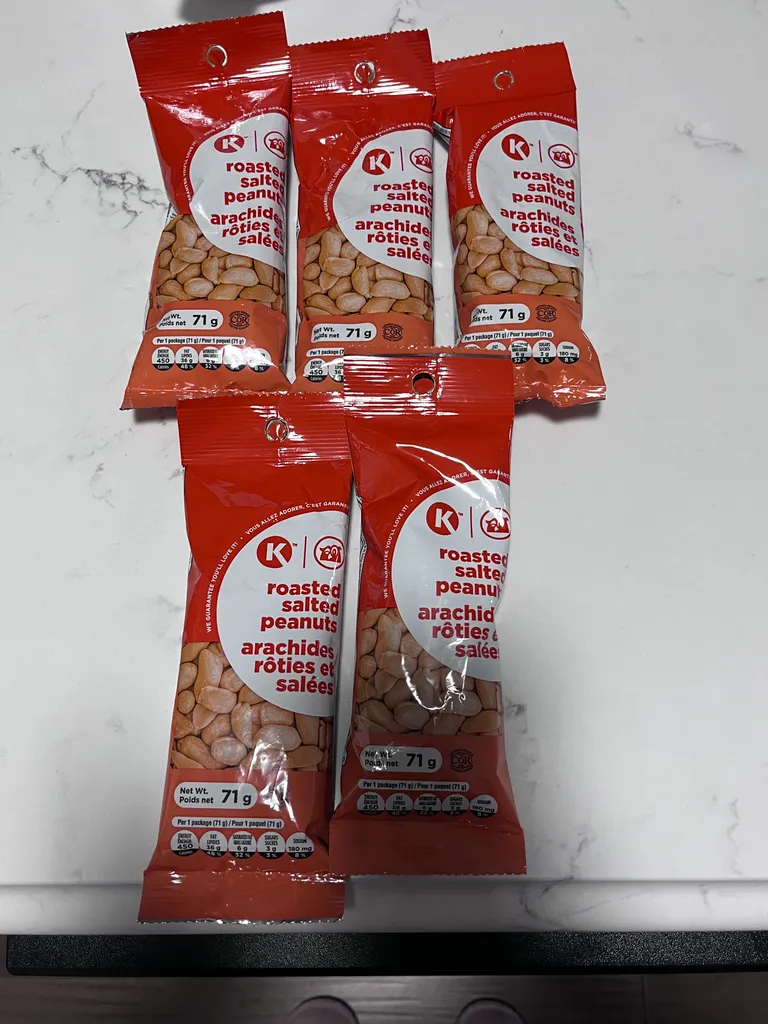 New roasted salted peanuts  photo 1