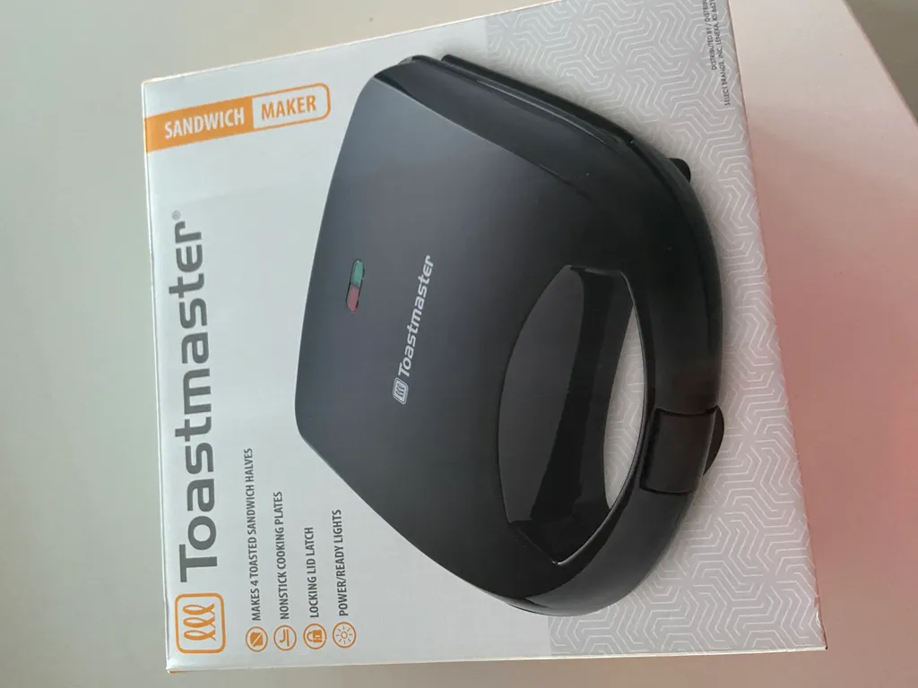 Toastmaster sandwich maker  photo 1