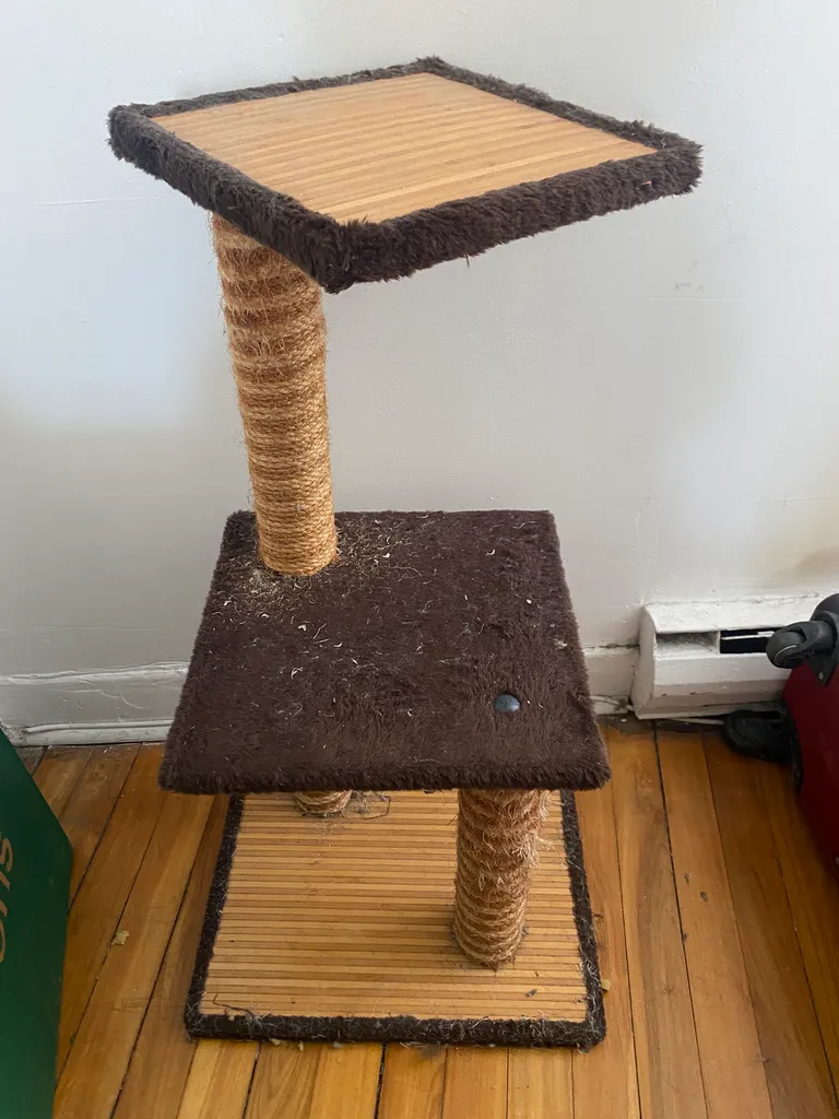 FREE cat tree photo 1