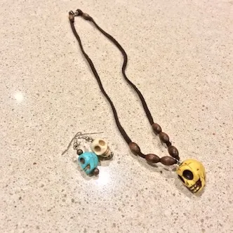 Skull necklace & earrings 💀 photo 1