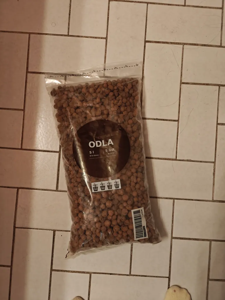 BN Clay pellets for plants photo 1