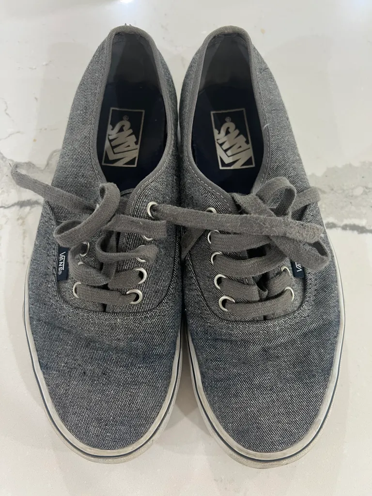 Vans, M7 W8.5 photo 1
