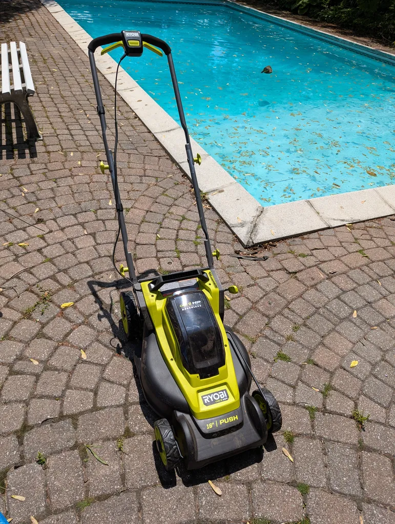Ryobi 40V 18" mower with Batteries and charger photo 1