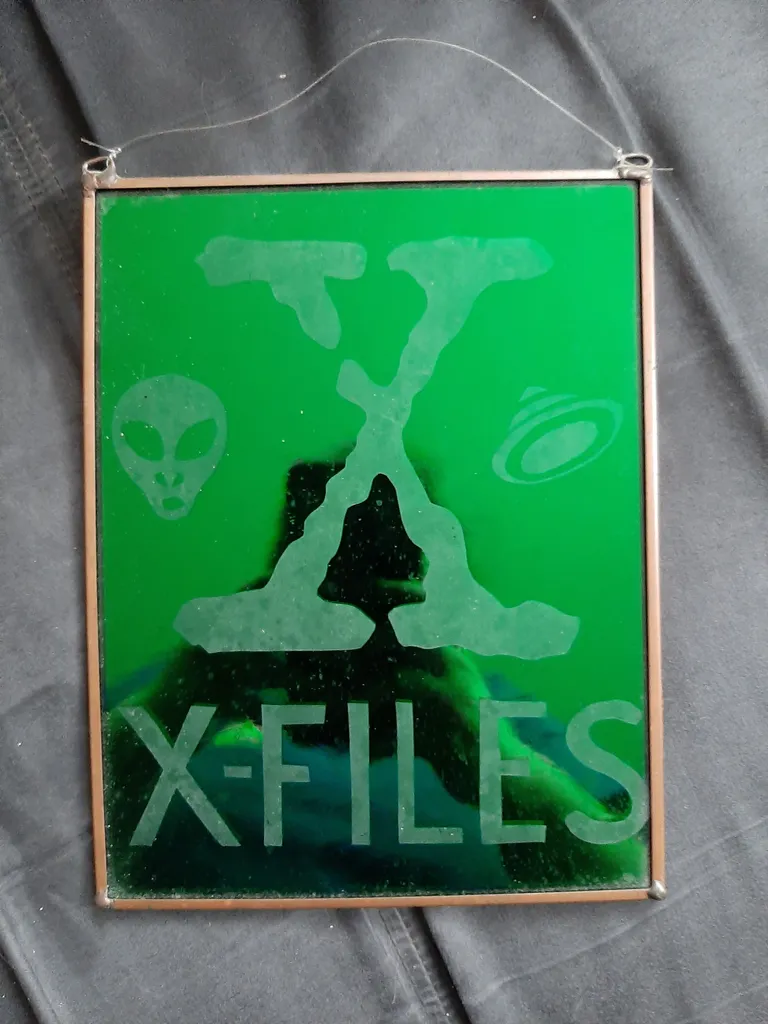 X-files etched mirror photo 1