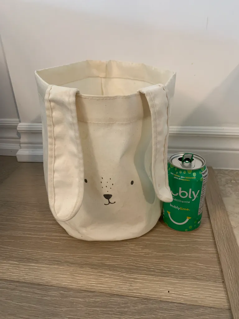 White canvas rabbit basket photo 1