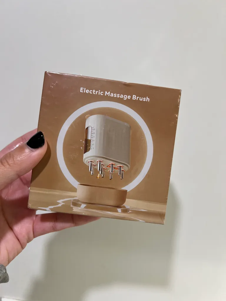 Electronic massage brush  photo 1