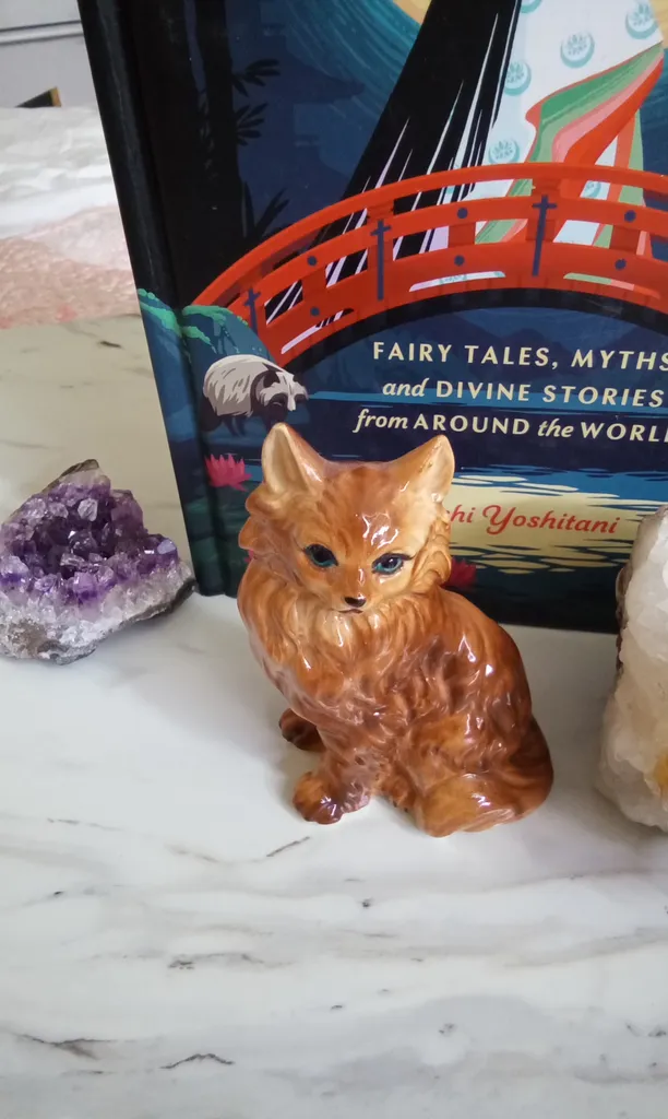 Japanese porcelain Orange Tabby Cat blue eyes  photo 1