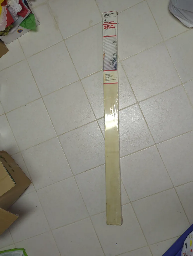 Brand new in Package Mini Blinds photo 1