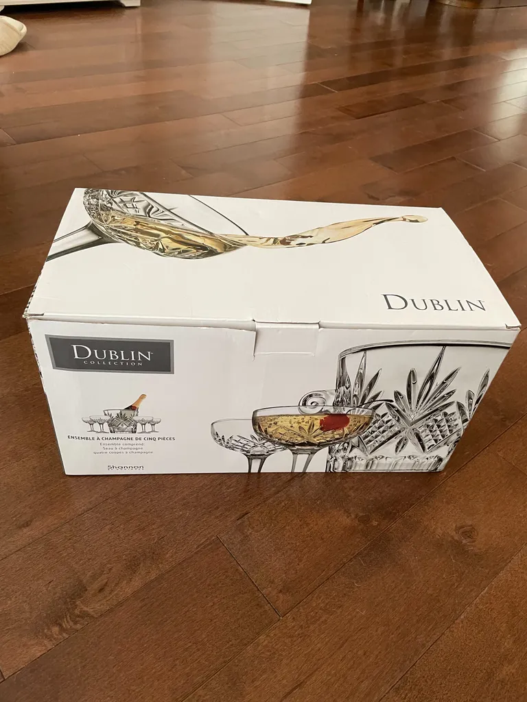 BNIB champagne set photo 1