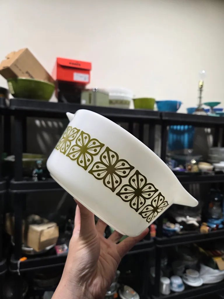 Pyrex 474 verde square flowers  photo 1