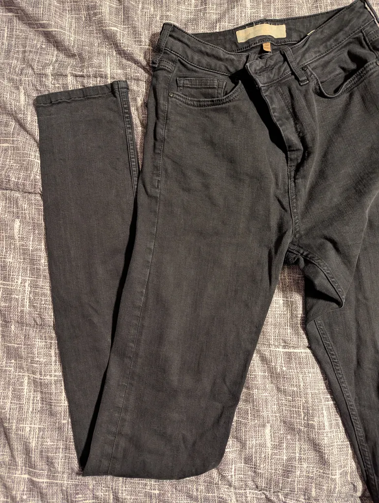 🆓 Tall black XS jeans high waisted  photo 1