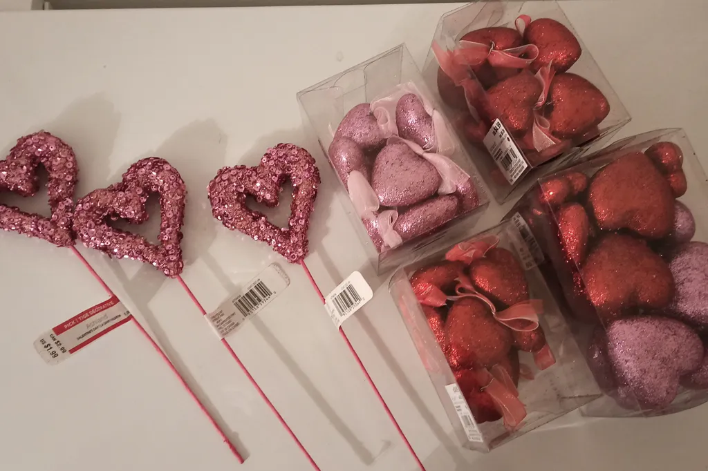 Valentine Decorations  photo 1