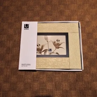 Umbra Picture Frame 🖼️ photo 1