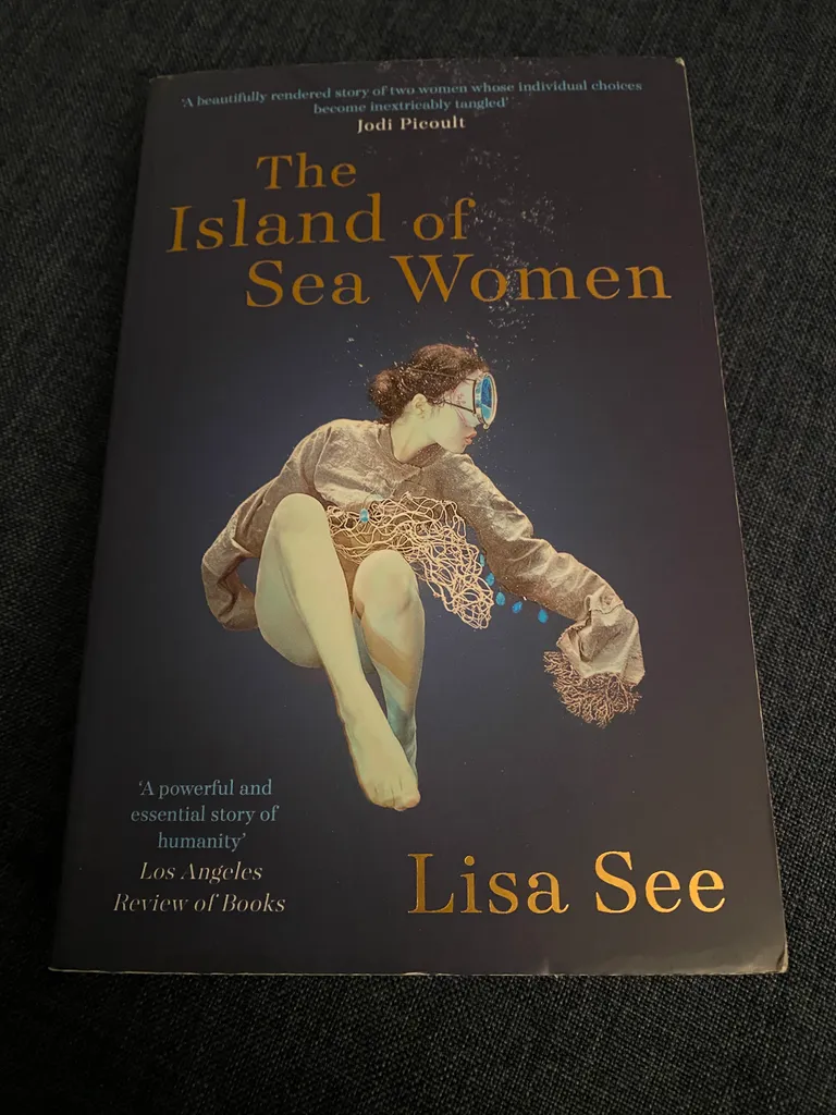The Island of Sea Women Book photo 1