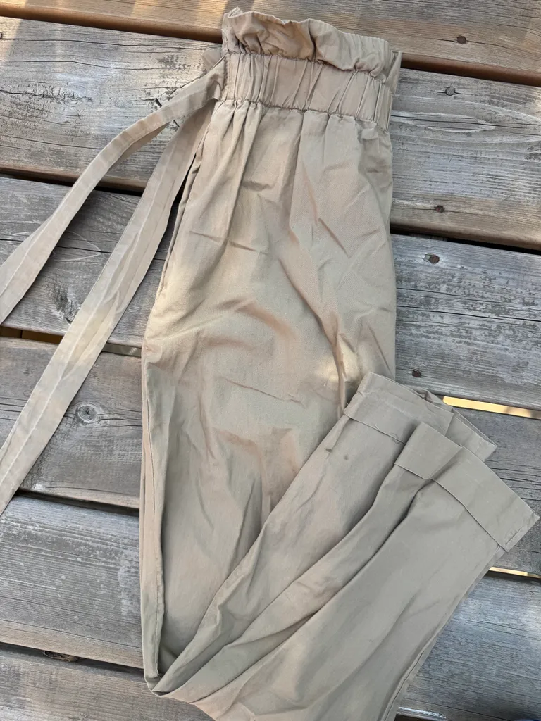 Zara Paperbag Pants photo 1