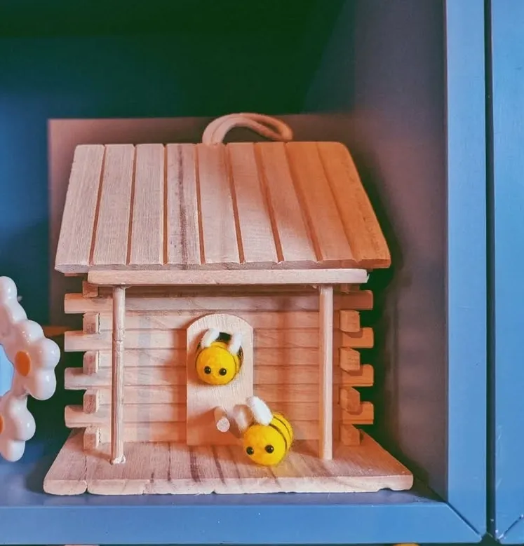 Wooden Bird House photo 1
