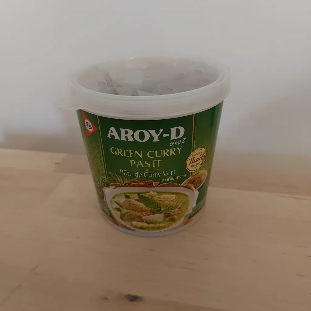 Green curry paste photo 1