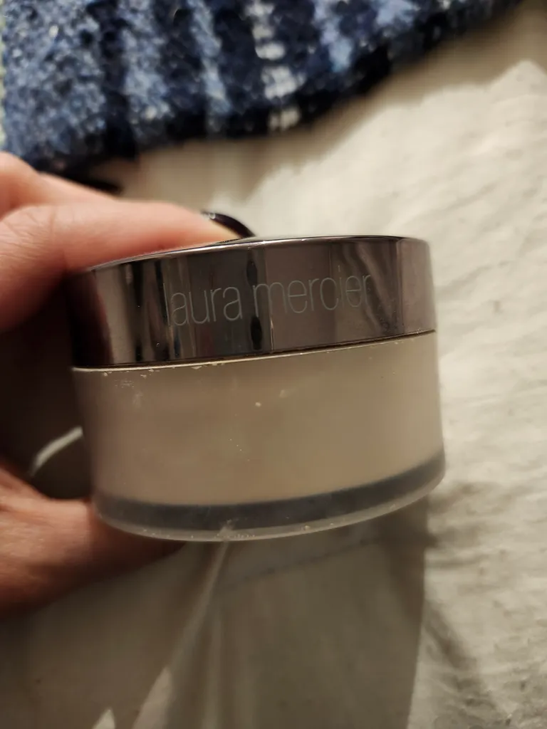 Laura Mercier Translucent Loose Setting Powder - Glow photo 1