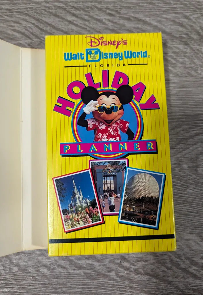 Walt Disney World Holiday VHS Tape photo 1