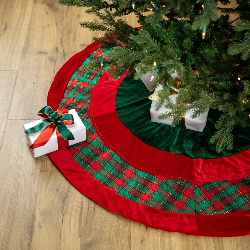 Xmas Tree Skirt photo 1