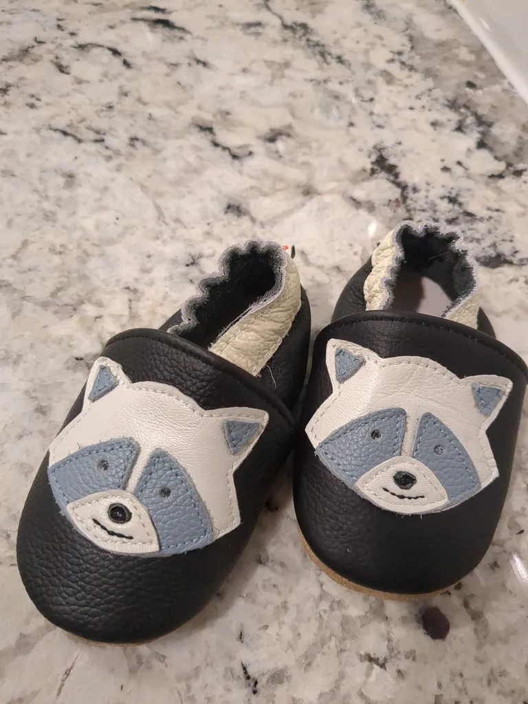 Baby leather slippers  photo 1