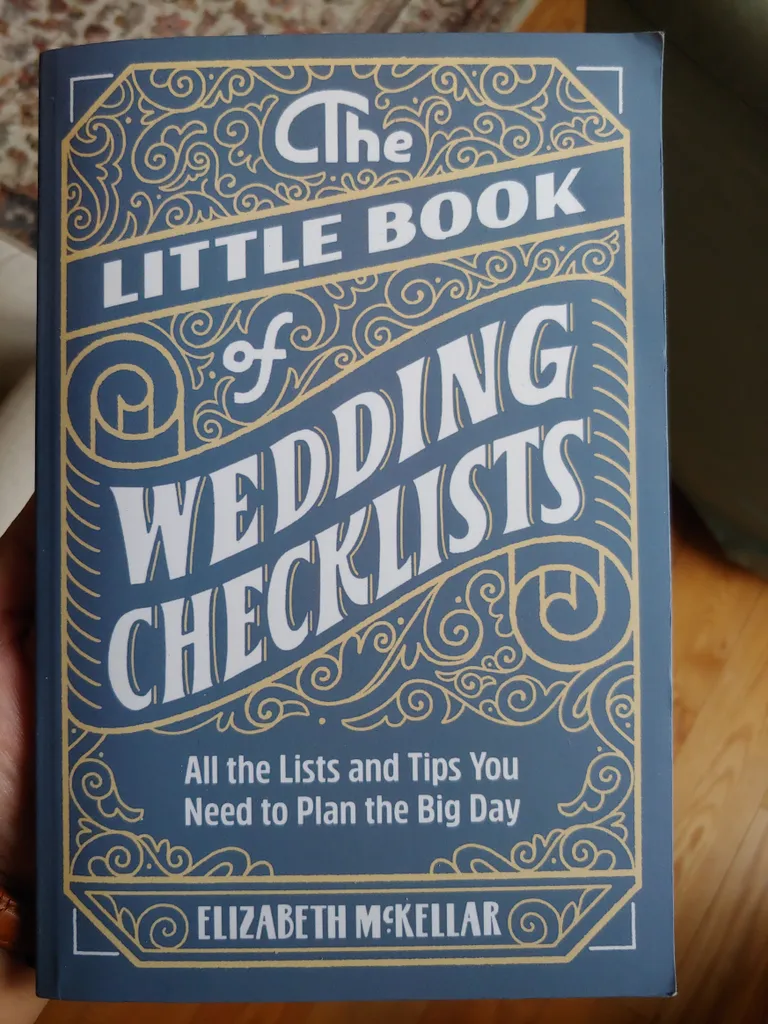 Little Book of Wedding Checklists photo 1