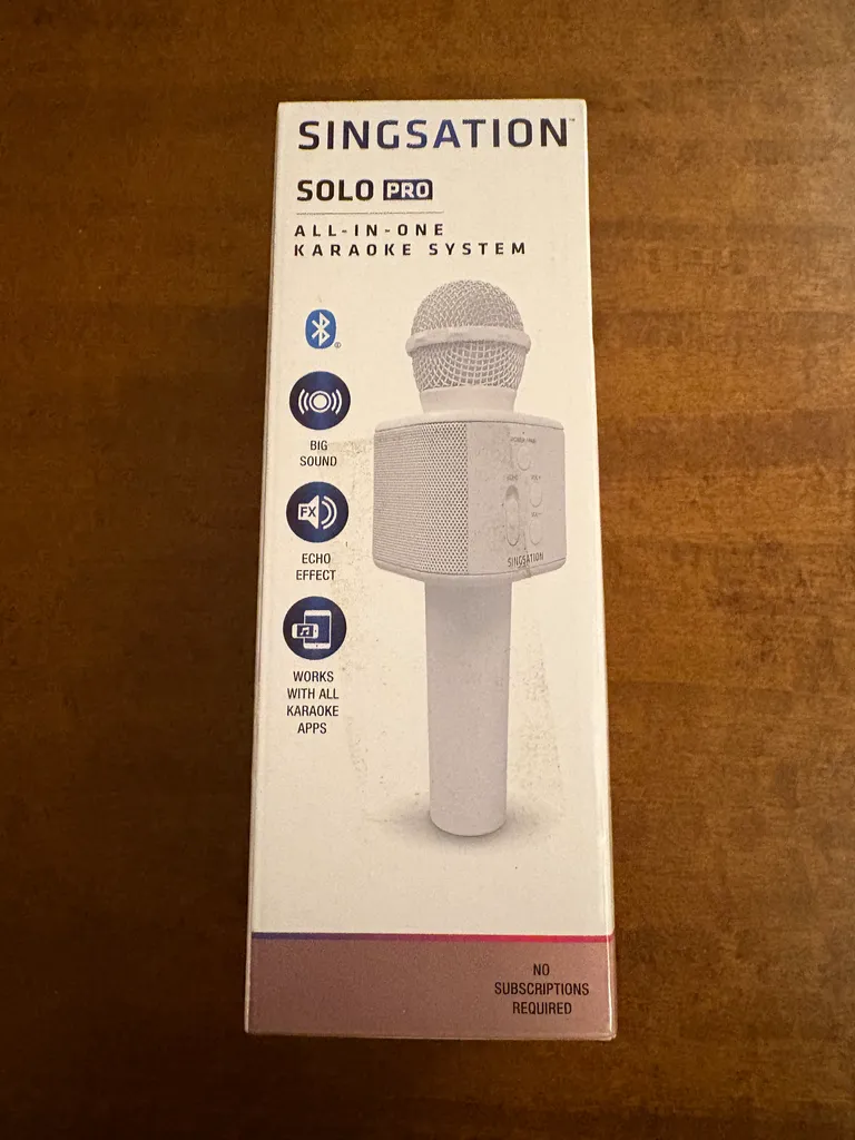Singsation Solo Pro All-in-One Karaoke Microphone photo 1