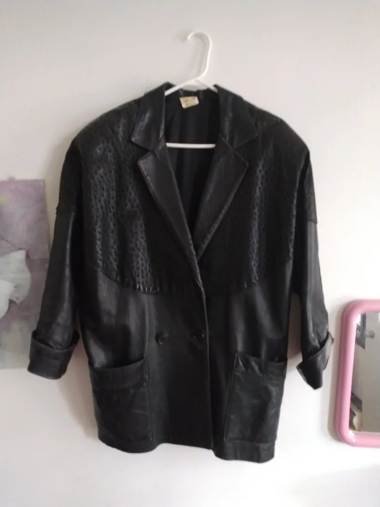 Vintage leather jacket leopard print LARGE photo 1