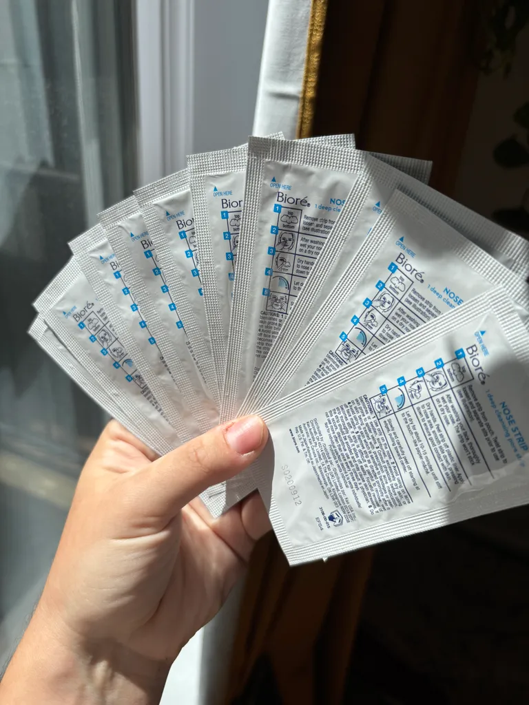 Skincare - Bioré strips + Peel Mask photo 1