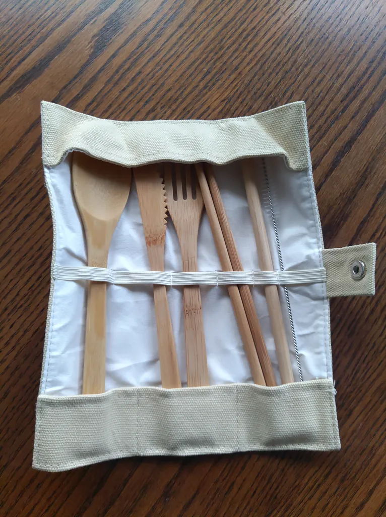 Bamboo ustensil kit photo 1