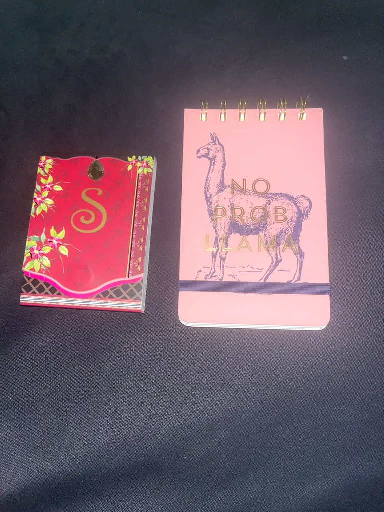 Notepads brand new  photo 1