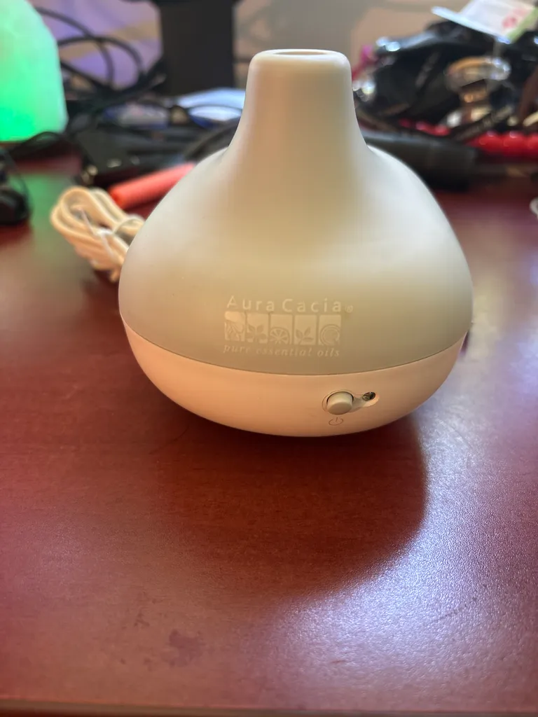 Essential oil diffuser  photo 1