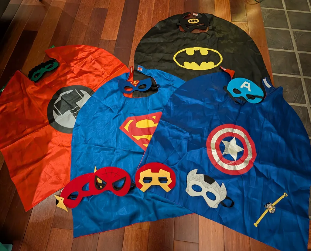 Reversible Superhero costume photo 1