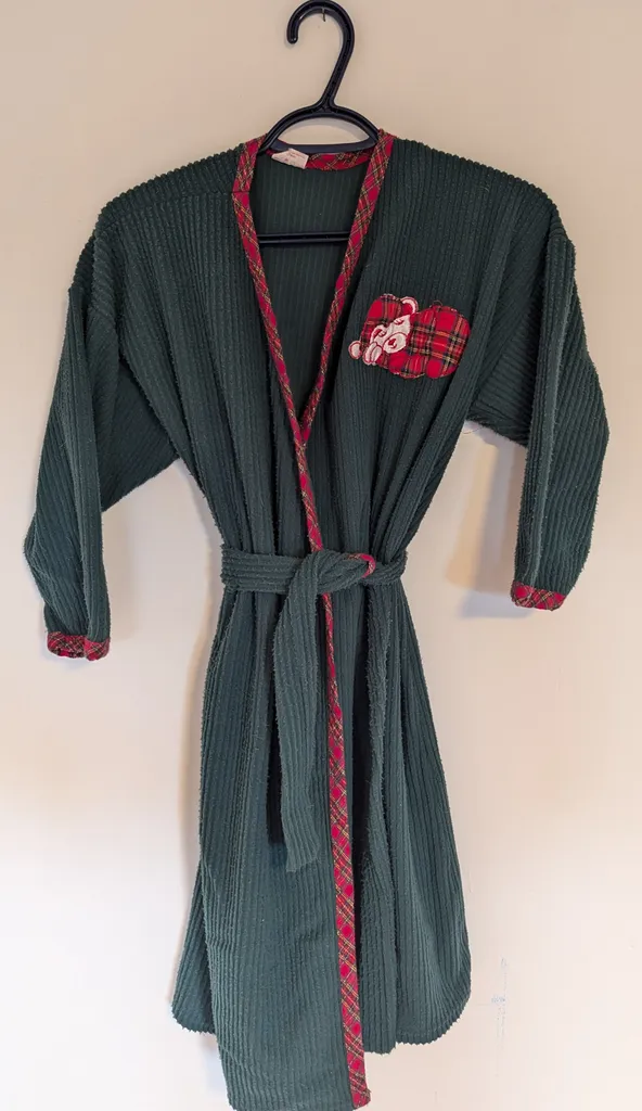 Green Kids Robe with Bear Patch - Youth Size 14-16 photo 1