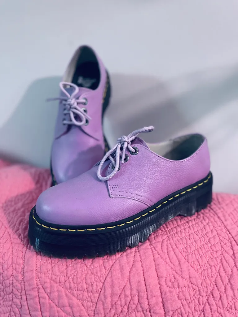 Doc Martens platform lavender shoes size 9 photo 1