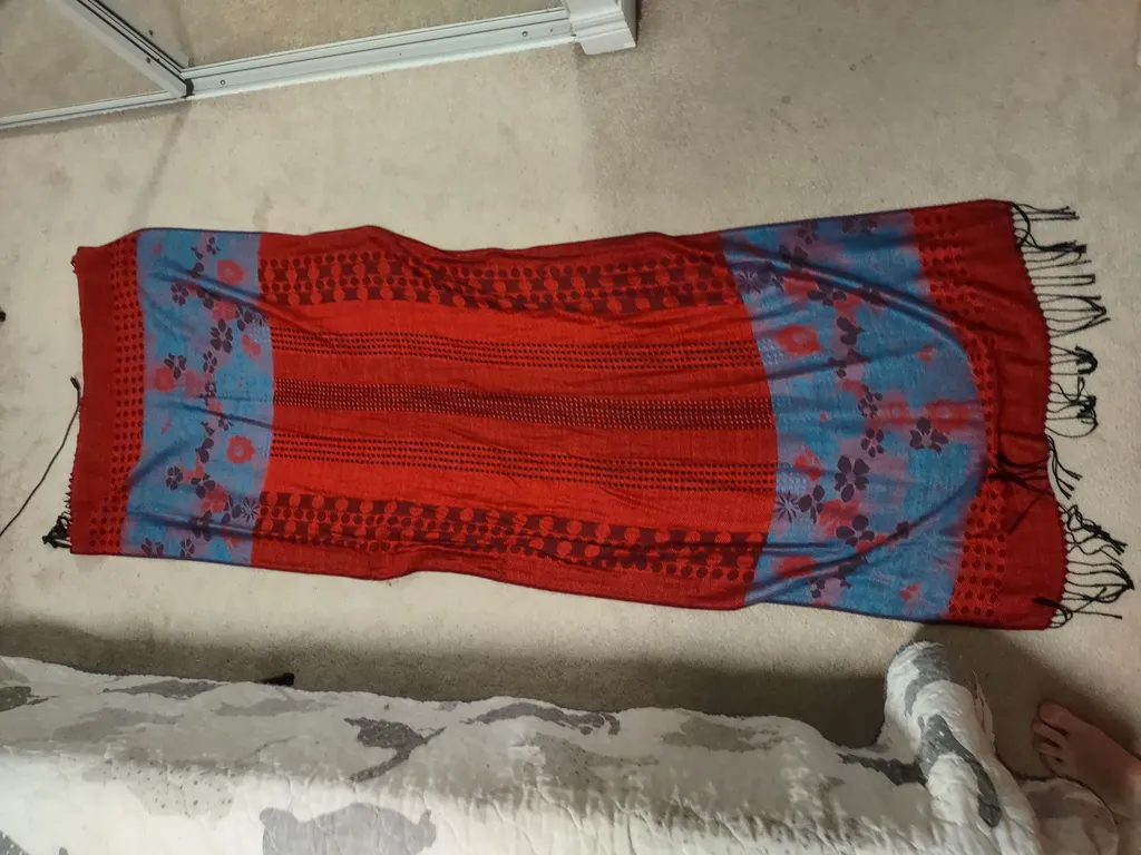 Scarf/pashmina photo 1